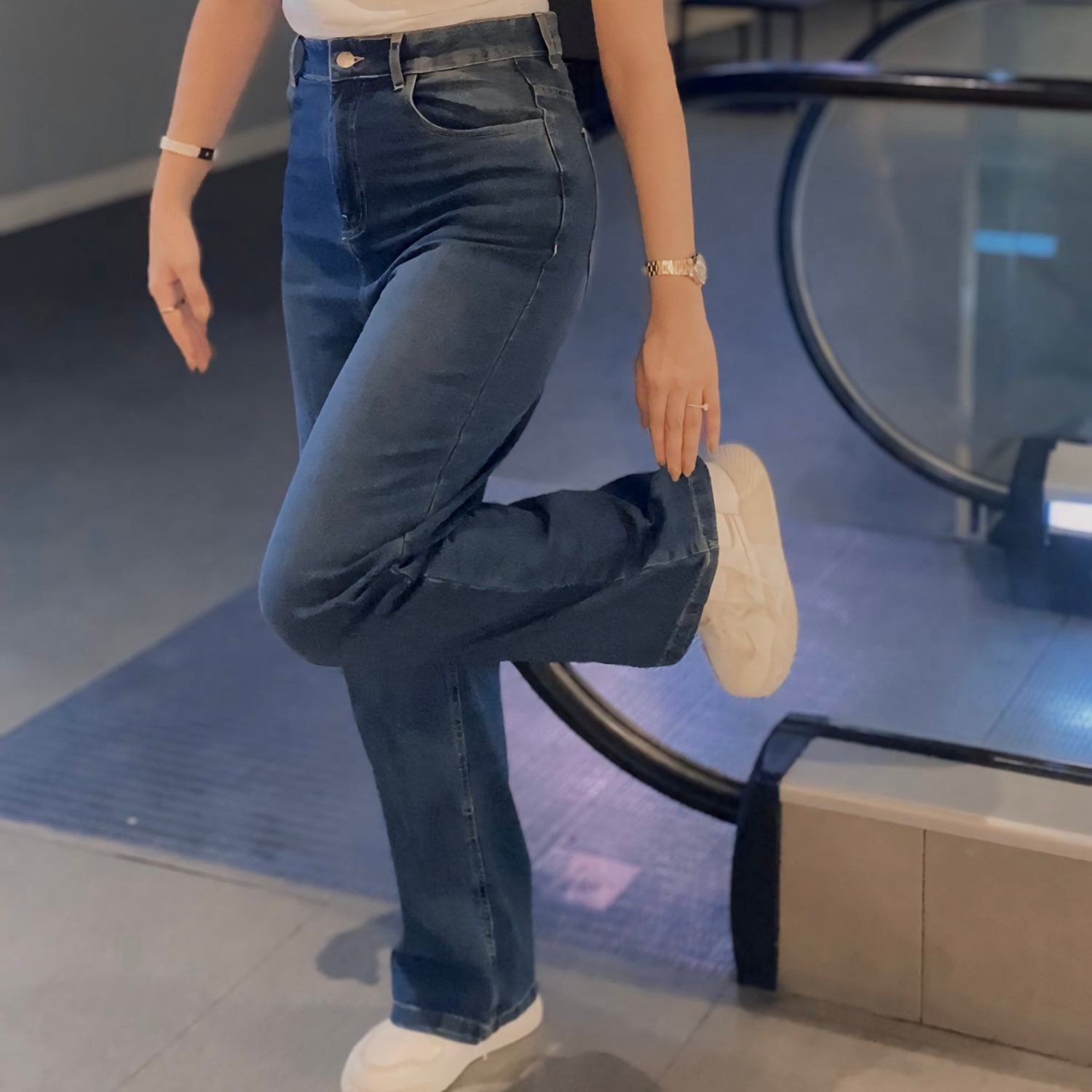 سترايت نسائي